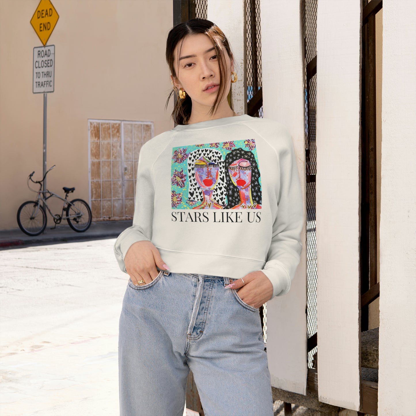 "STARS LIKE US" girl talk art  Women's Cropped Fleece Pullover